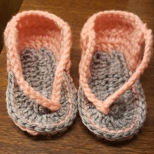 Crocheted baby sandals